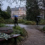 Parc du contades à Strasbourg : banc mouillé sous la pluie