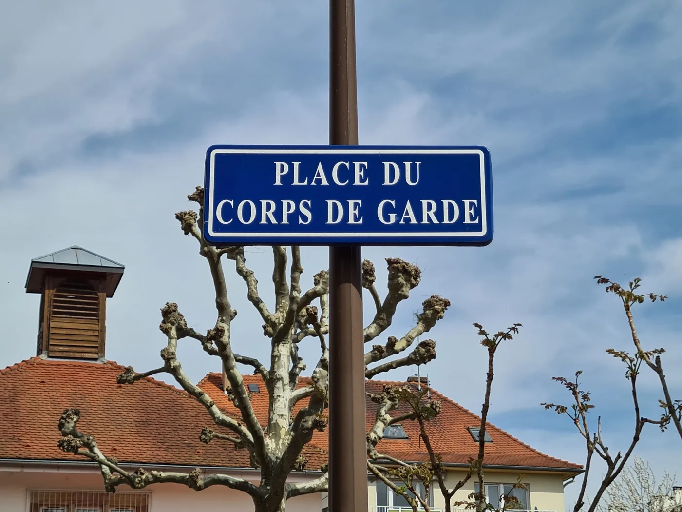 Plaque de la place du Corps-de-Garde, lieu du marché de la Robertsau.