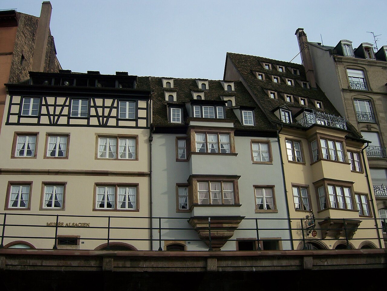 Façades du Musée Alsacien, actuellement fermé pour travaux.