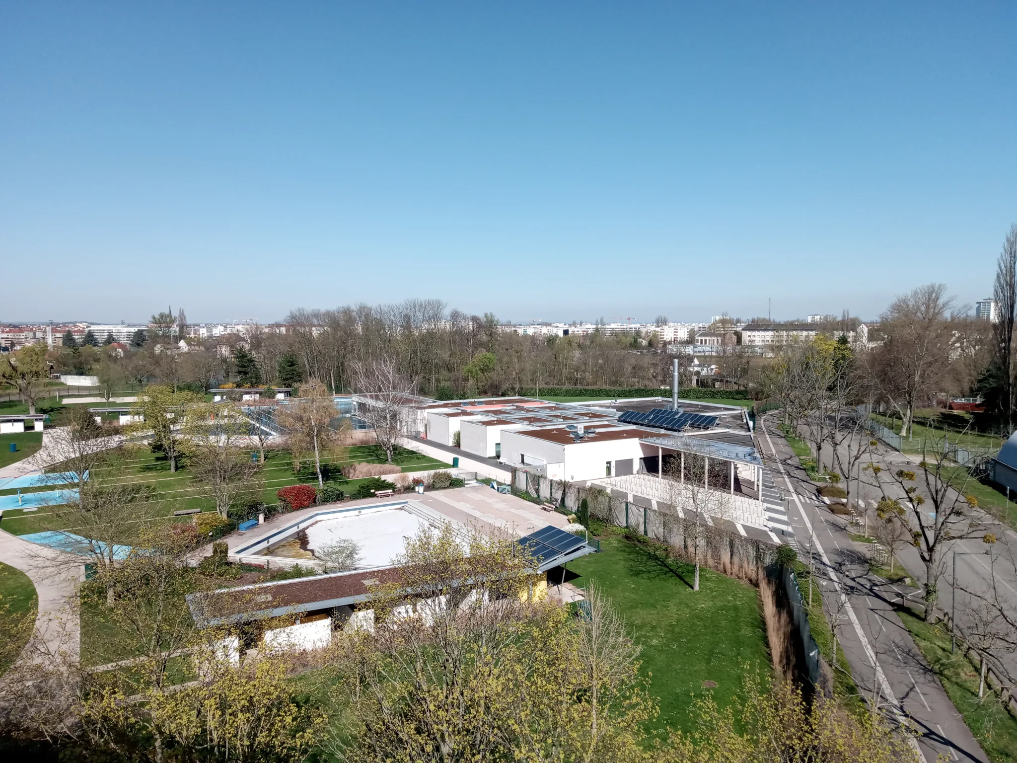 La piscine du Wacken à Strasbourg, photographiée en mars 2020.
